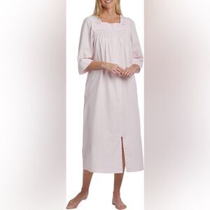 Miss Elaine Women’s Size Medium Nightgown Pink Striped Seersucker Robe Vintage